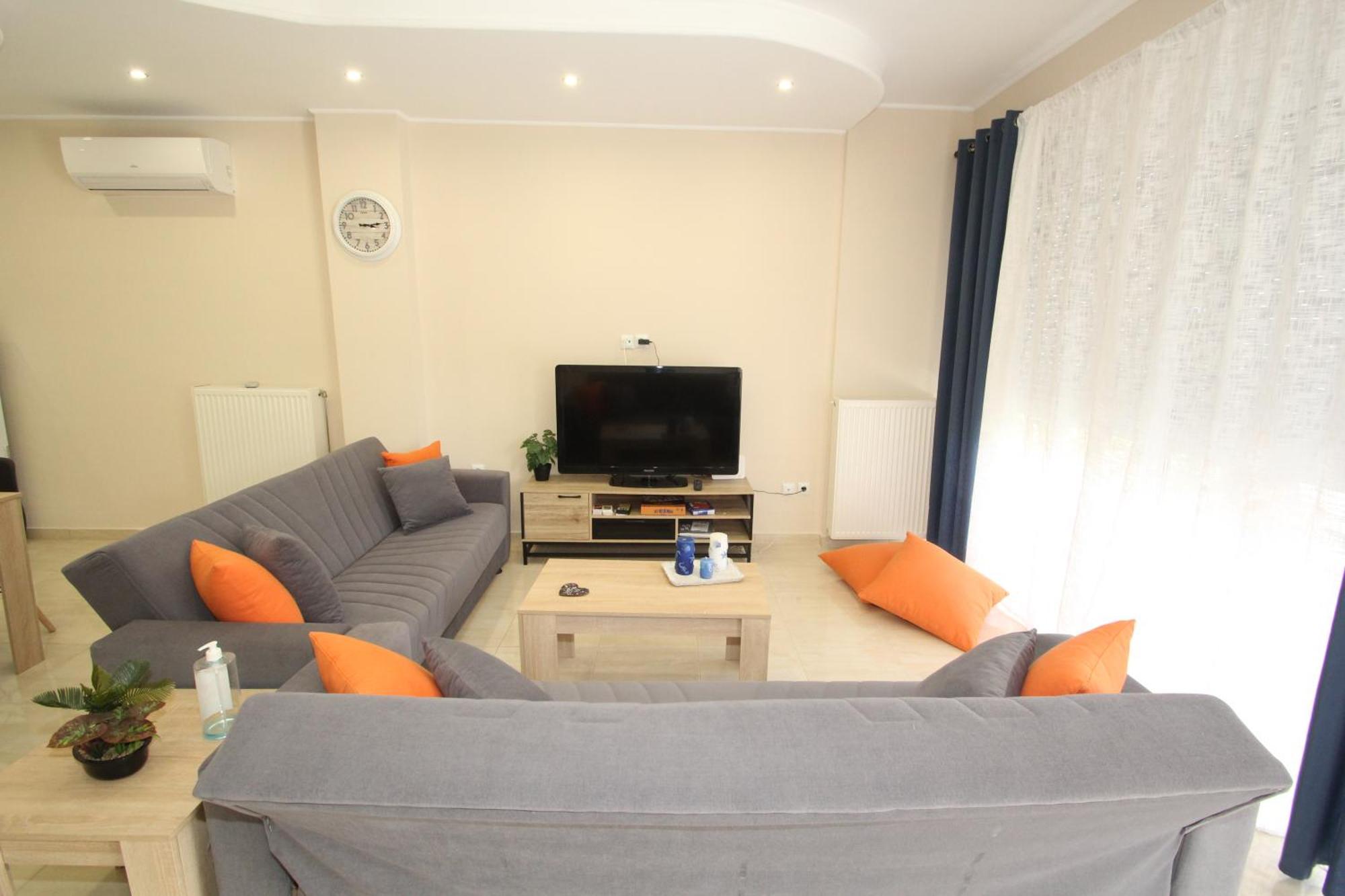 Filoxenia Apartment อาร์เตมีดา ภายนอก รูปภาพ